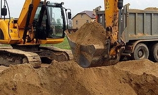Выкопать яму экскаватором в Касимове от 932 руб. - 2Землекопа-Ксм